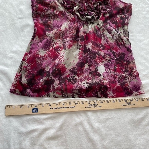 Ann Taylor 3D Floral Ruffle Pink Red Sleeveless Lightweight Romantic Top Size M - Picture 13 of 13